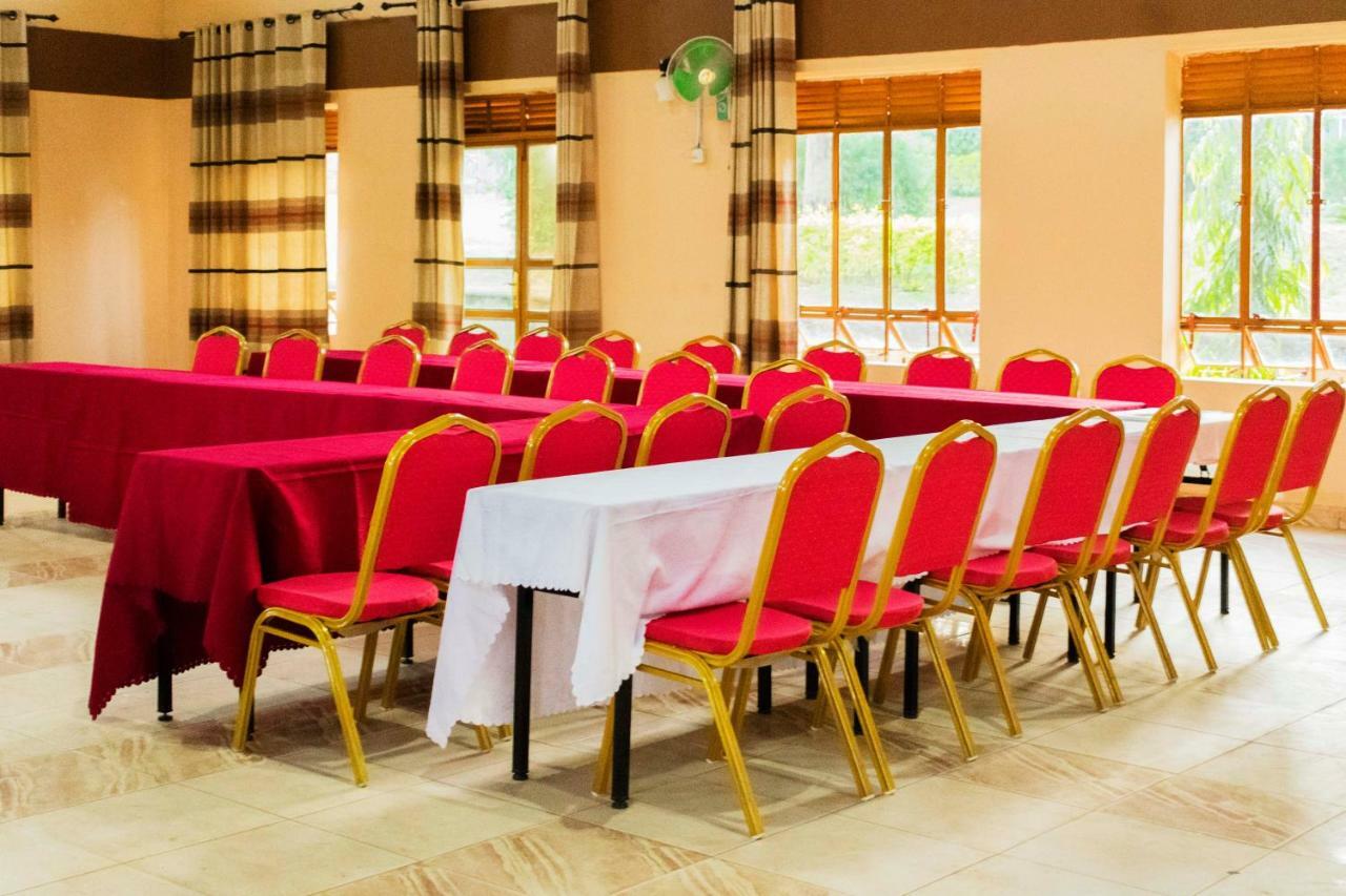 Rwenzori International Hotel Kasese Exteriér fotografie