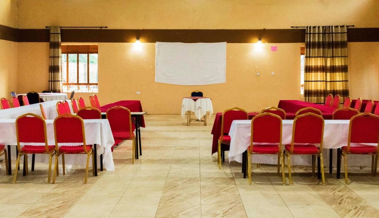 Rwenzori International Hotel Kasese Exteriér fotografie
